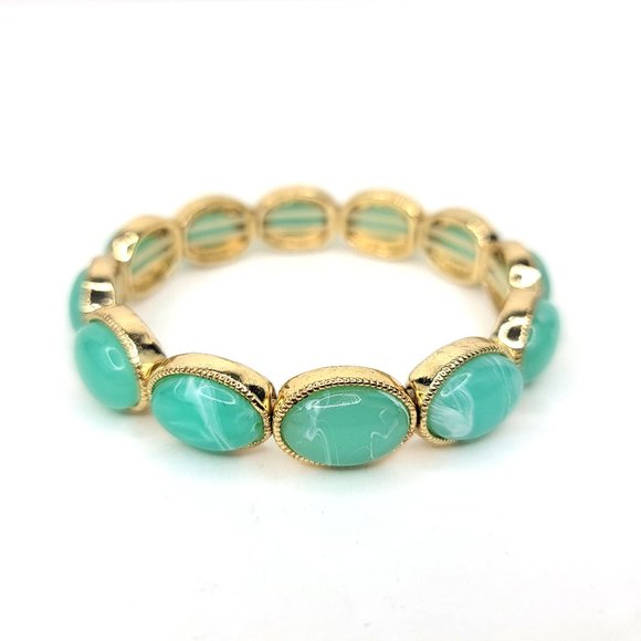 Monet Mint Cabochon Stretch Bracelet Green White